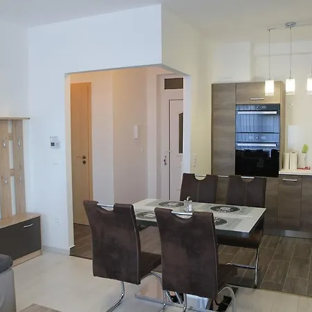Urban Apartman